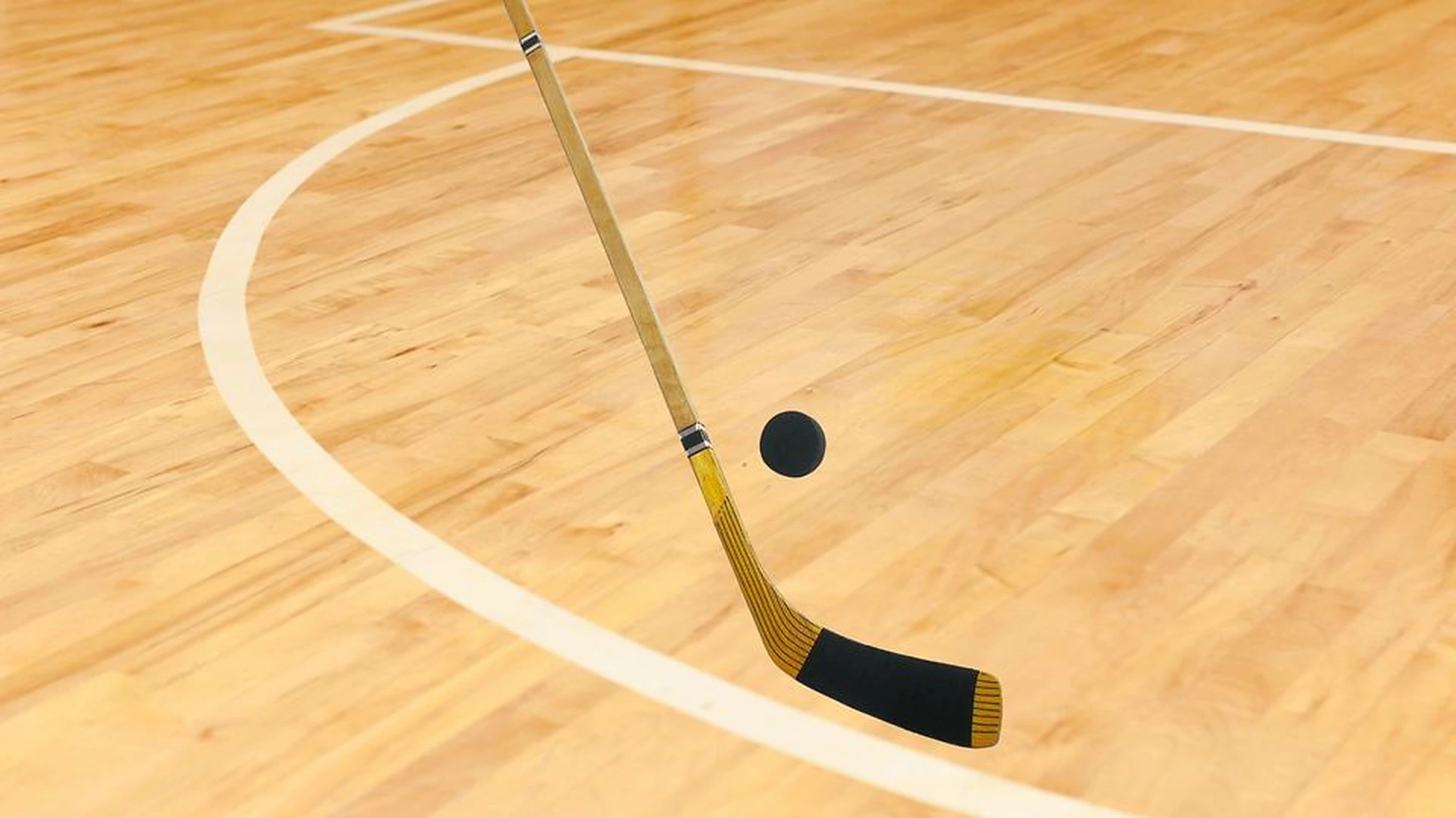 Men's Floor Hockey
